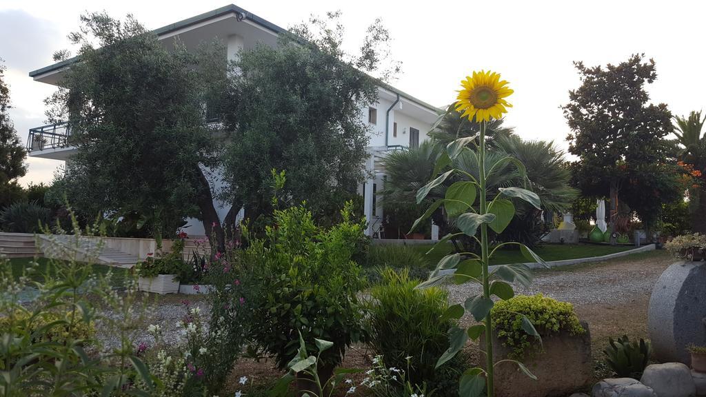 Agriturismo Donna Clementina Villa Castellaneta Marina Exterior foto